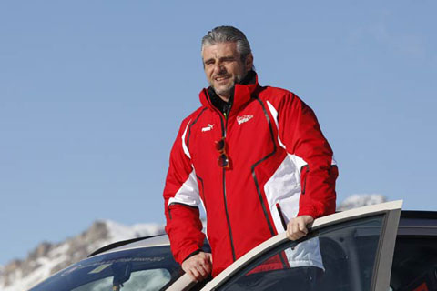 Maurizio Arrivabene oficjalnie zastępuje Marco Mattiacciego
