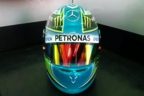 Hamilton do Malezji przywiózł zielony kask
