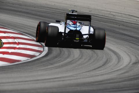 Williams miał problemy z tylnym skrzydłem