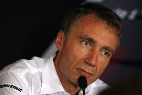 Bob Bell pomoże Manorowi