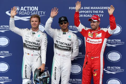 Mercedes mimo błędów zajmuje pierwszy rząd w Austrii