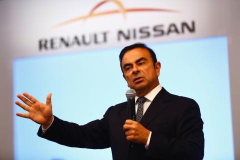 Prezes Renault chciałby w zespole Fernando Alonso