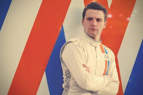 Jordan King kontynuuje współpracę z Manorem