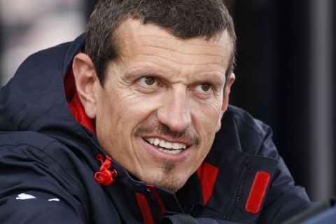 Steiner mówi krytykom Haasa, aby zapoznali się z przepisami