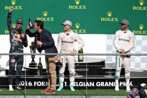 Webber: picie szampana z buta nie było przyjemne