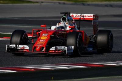 Vettel: nie muszę komentować słów Maxa
