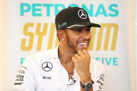 Hamilton tłumaczy się za zachowanie podczas konferencji