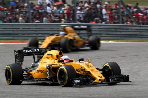 Magnussen ukarany za manewr wyprzedzania Kwiata