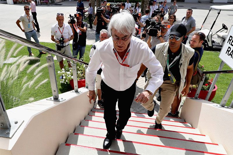 Ecclestone: w tym roku mistrzem zostanie Hamilton