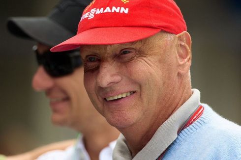 Lauda wątpi, że Alonso w przyszłym roku powróci do wygrywania