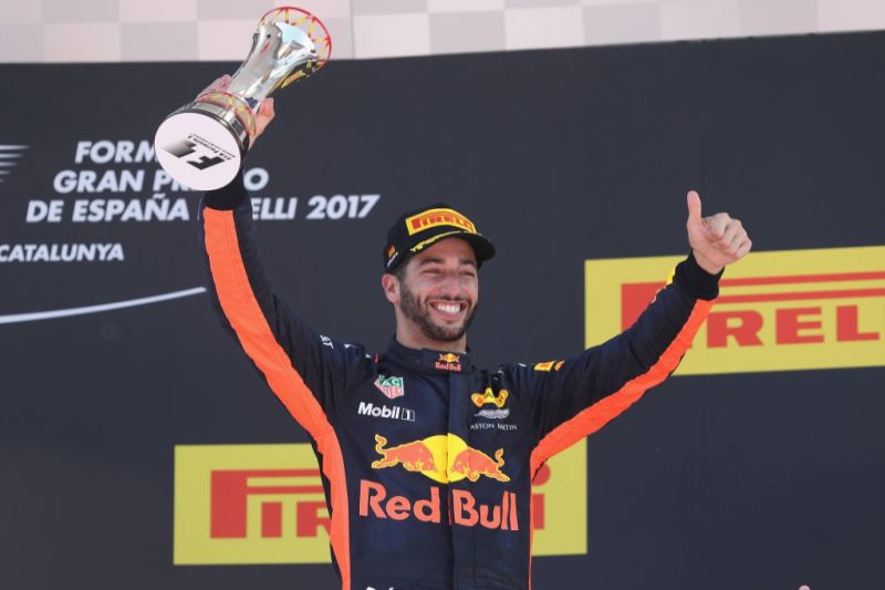 Ricciardo wykorzystał pech rywali, aby powrócić na podium F1