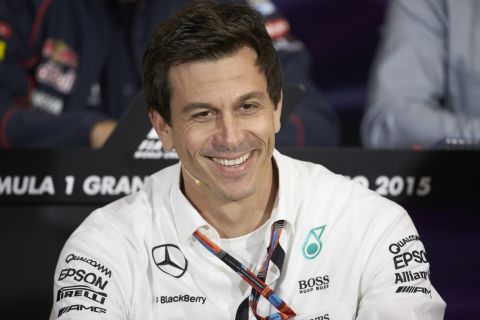 Wolff chwali strategów Mercedesa za "magiczną decyzję"