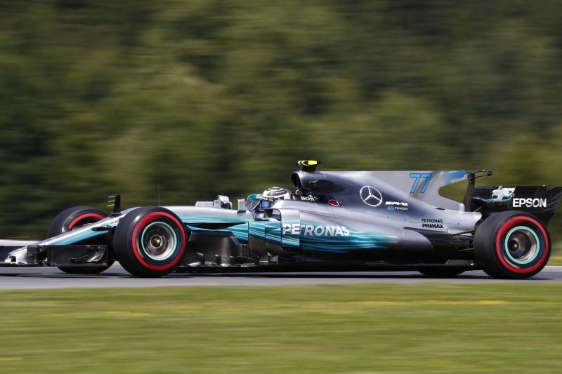 Q2:  Bottas najszybszy, Hamilton szykuje strategię na wyścig