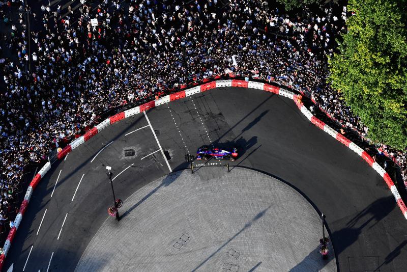 FIA poluzowała nieco przepisy dotyczące przejazdów demo w F1