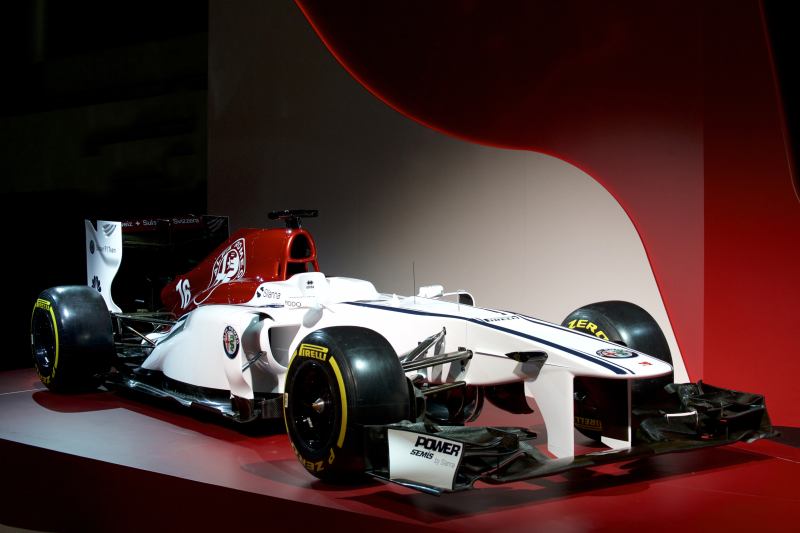 Sauber zaprezentował bolid w barwach Alfa Romeo