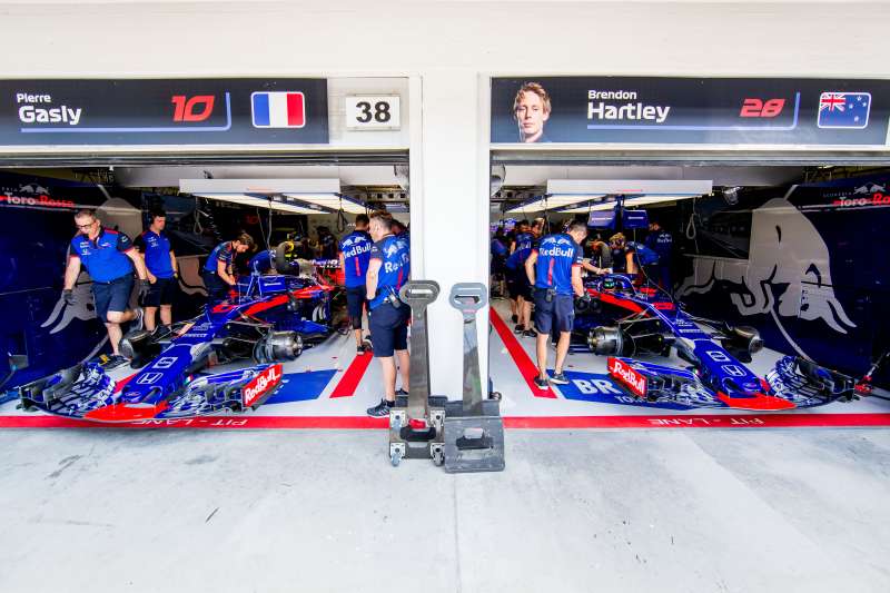 Toro Rosso dobrze rozpoczyna weekend na Węgrzech