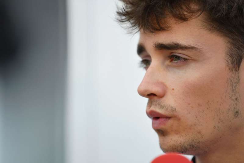 Charles Leclerc nadal szuka rytmu na torze w Soczi