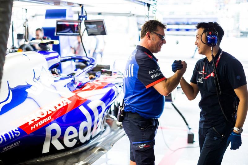 Nowy bolid Toro Rosso zaliczył testy zderzeniowe