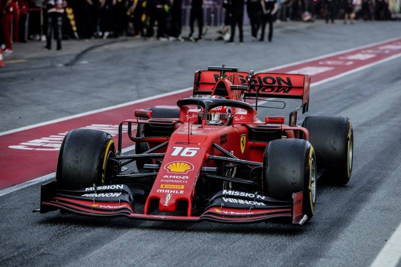 Leclerc najszybszy, Gasly znów uszkodził Red Bulla