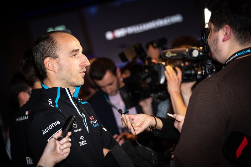 Kubica: po testach wiem może 20 procent tego co powinienem