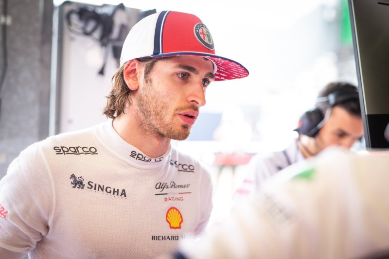 Giovinazzi był sfrustrowany, gdy jechał za Kubicą