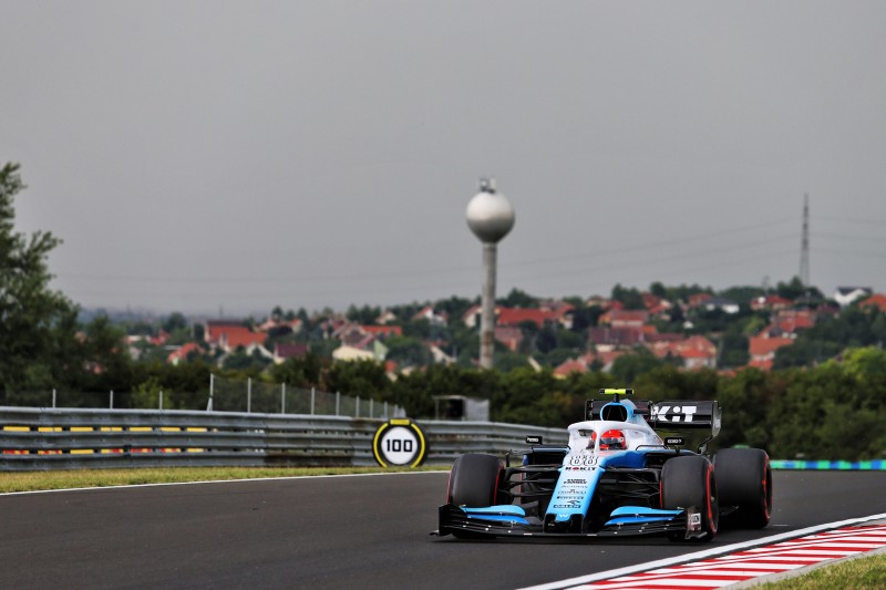 Kubica: jest tylu Polaków, że czuję się jak w domu