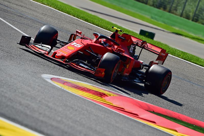 Leclerc w Belgii pewnie sięgnął po swoje trzecie pole position w karierze