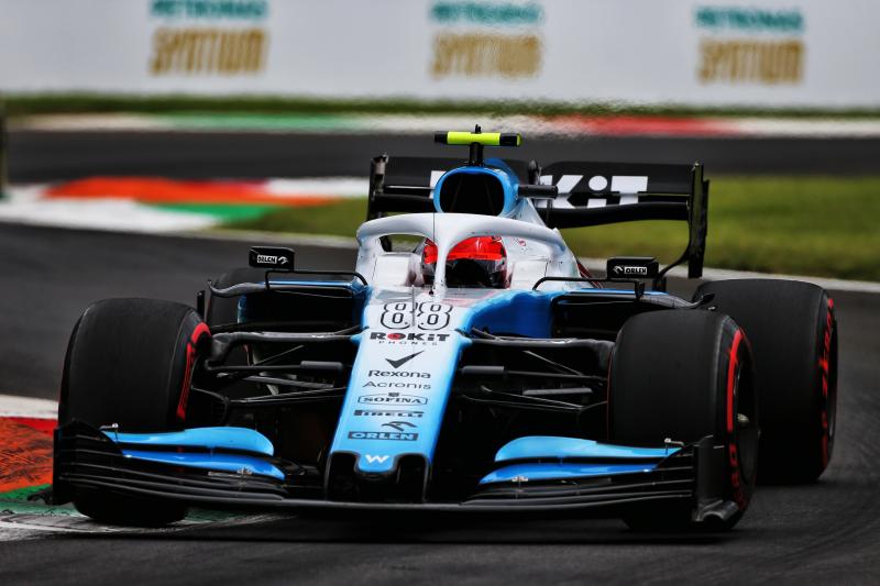 Kubica przed Russellem, ale Williams dalej zamyka stawkę