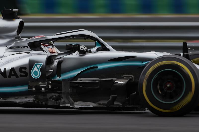 Q2: Hamilton nieco szybszy od Leclerca