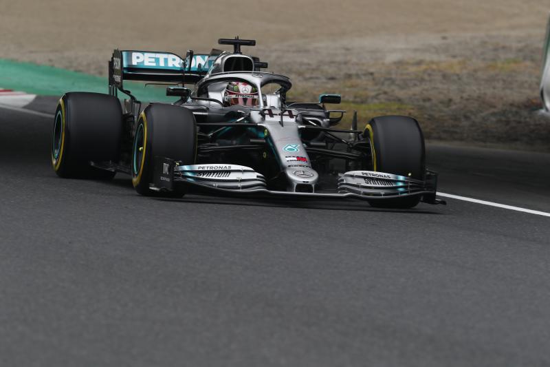 Hamilton: Bottas zyskał pół sekundy na prostej