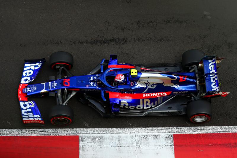 Toro Rosso awansowało obydwoma bolidami do Q3