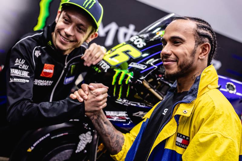 Hamilton potwierdził drobną przygodę na motocyklu MotoGP