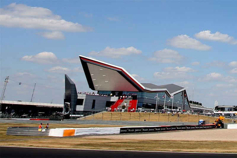 Brundle chciałby inauguracji sezonu na Silverstone