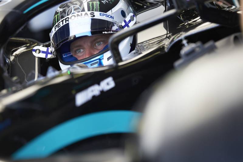 Q2: Bottas znowu najszybszy, Hamilton zaczyna popełniać błędy