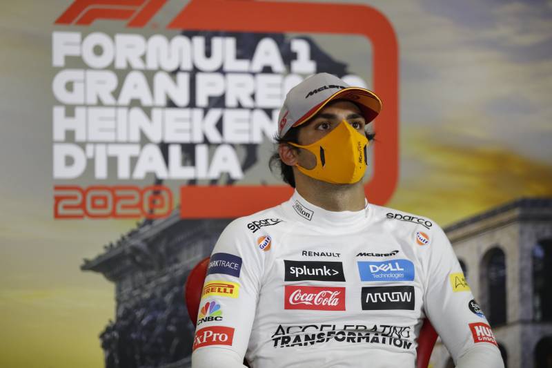 Sainz skrytykował Racing Point za sposób rozstania z Perezem