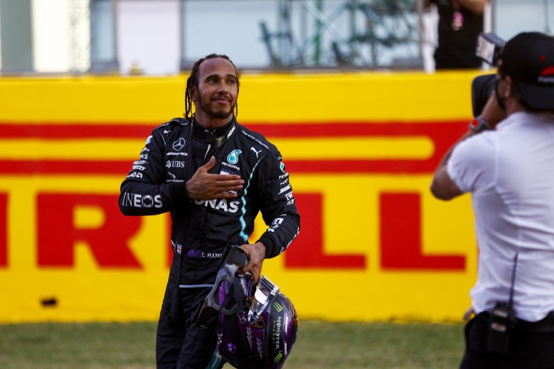 Hamilton przestrzega F1 przed naśladowaniem NASCAR
