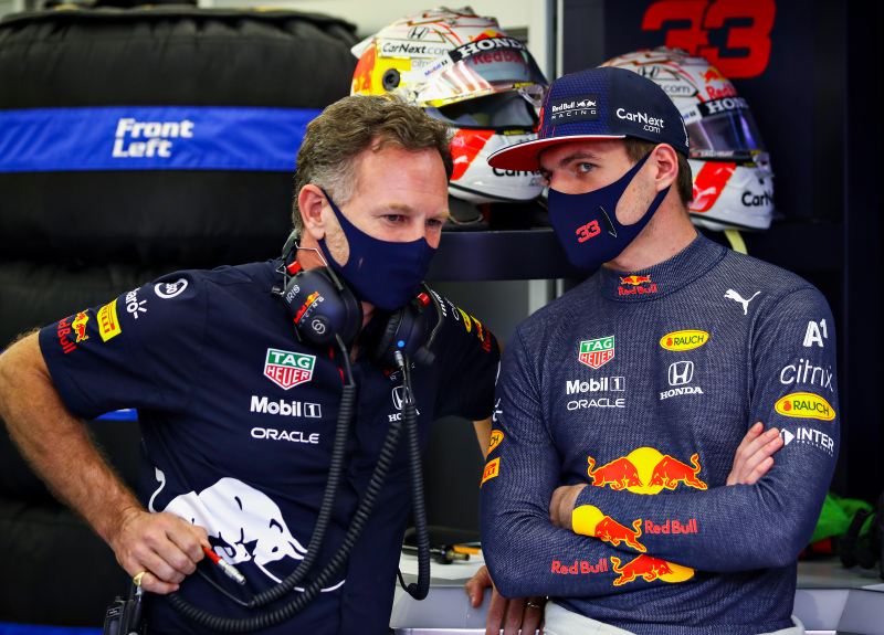 Horner: przez uszkodzoną podłogę Verstappen tracił około 0,1 sekundy