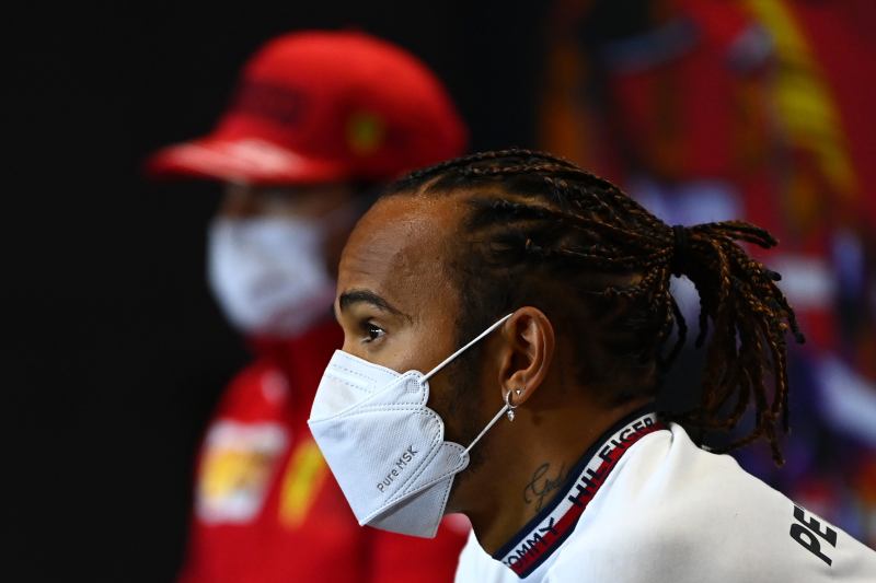 Hamilton jest pod wrażeniem osiągów Ferrari w Monako