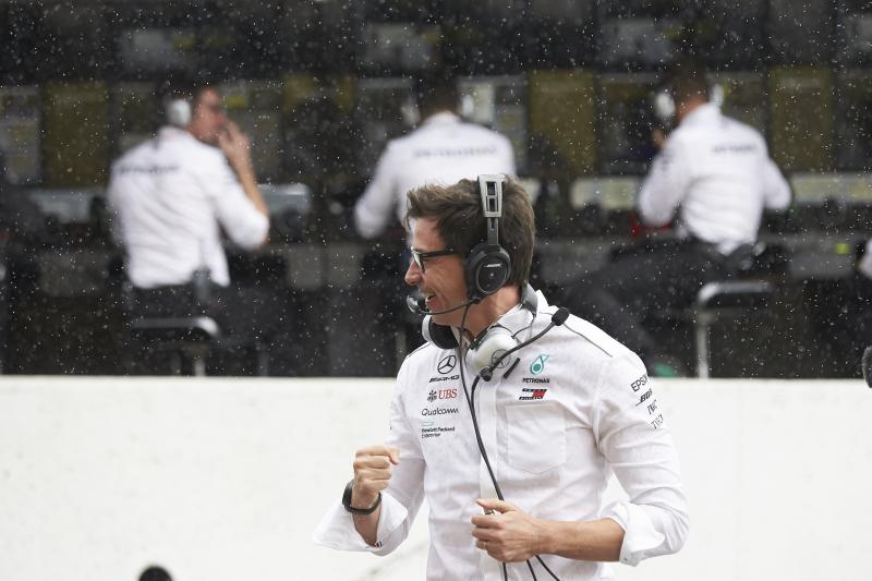 Wolff: F1 nie może promować starych, głośnych silników