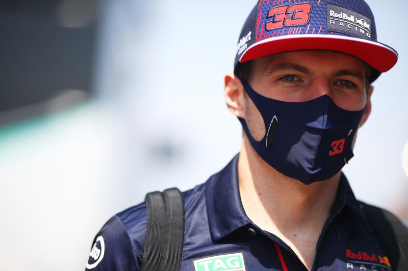 Verstappen nie może uwierzyć w to co się stało, Perezowi brakuje słów
