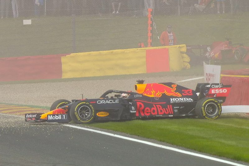 #2 trening: Verstappen najszybszy, ale z wypadkiem
