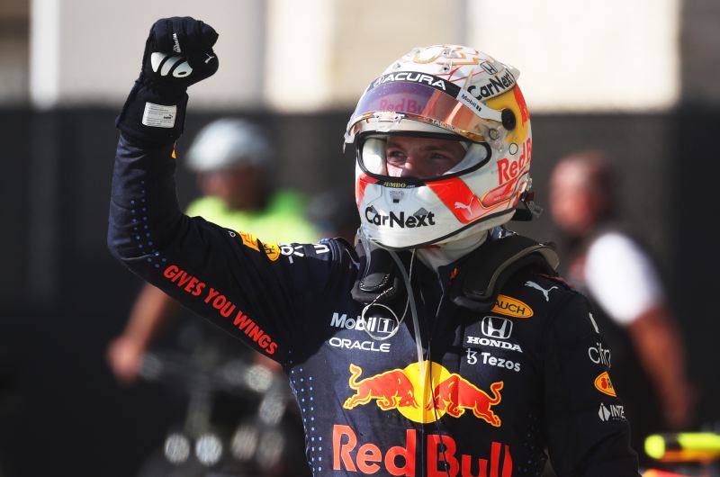 Verstappen obronił się przed Hamiltonem i wygrał w USA