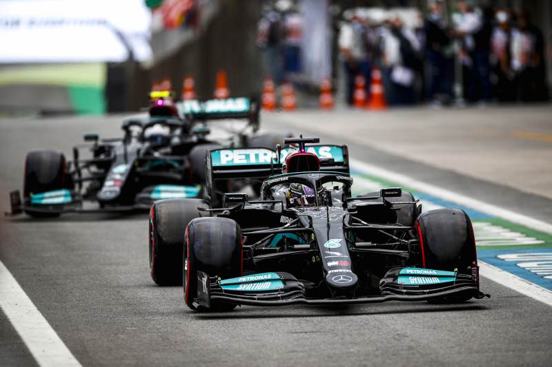 Verstappen i przedstawiciele Mercedesa opuścili pokój sędziów aktualizacja