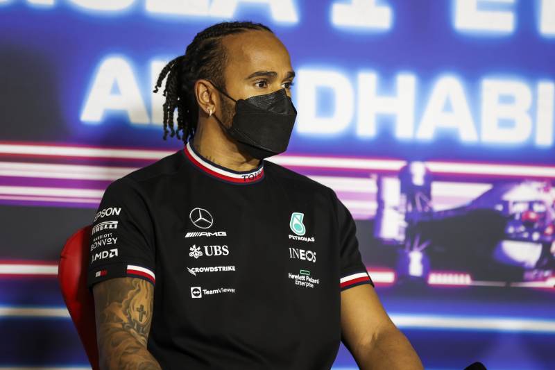 Hamilton najszybszy po drugim treningu na torze Yas Marina