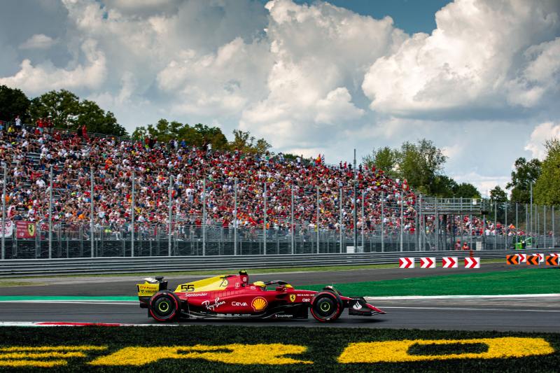 Q2: Sainz przed Leclerkiem i Verstappenem