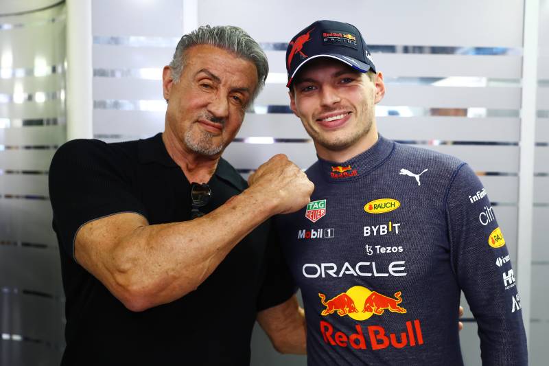 Verstappen z 31. zwycięstwem, Perez z kolejnymi problemami