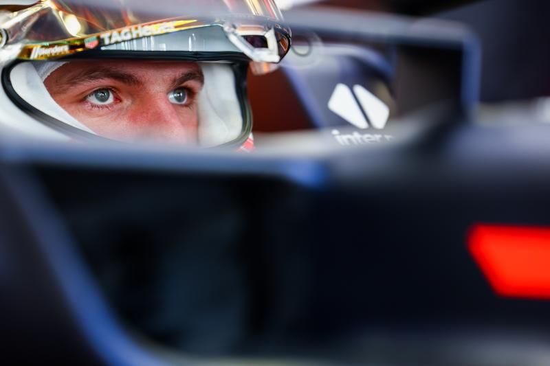 Verstappen najszybszy do przerwy obiadowej w Bahrajnie