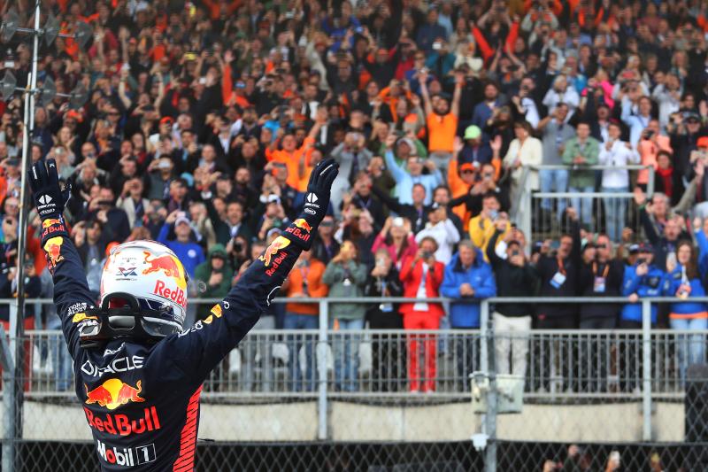 Verstappen zachował 100&#x25; skuteczność w Zandvoort