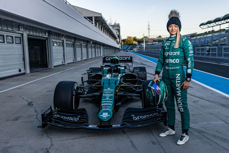 Jessica Hawkins zaliczyła prywatne testy bolidu F1 z Astonem Martinem