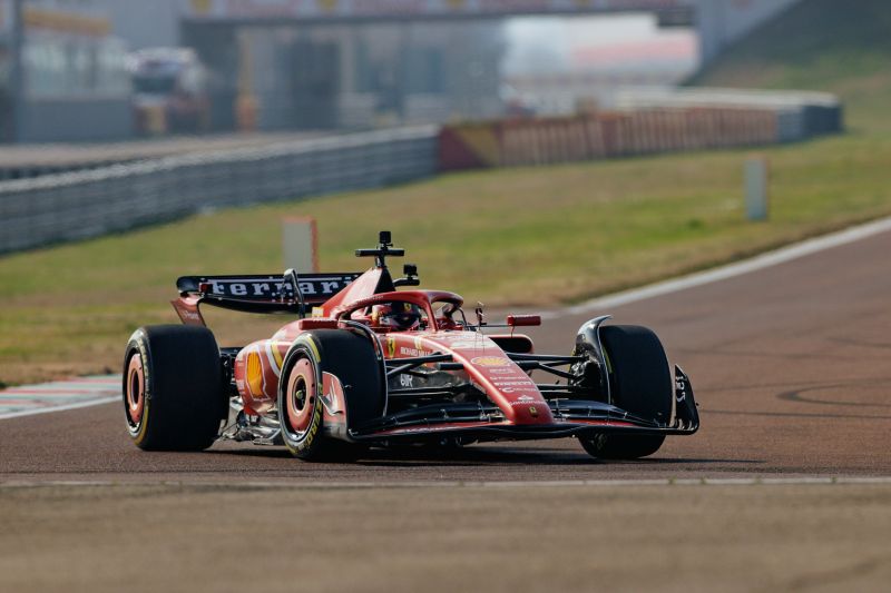 Red Bull zaliczył tajemniczy test RB20. SF-24 zrobiło pierwsze kilometry (galeria)